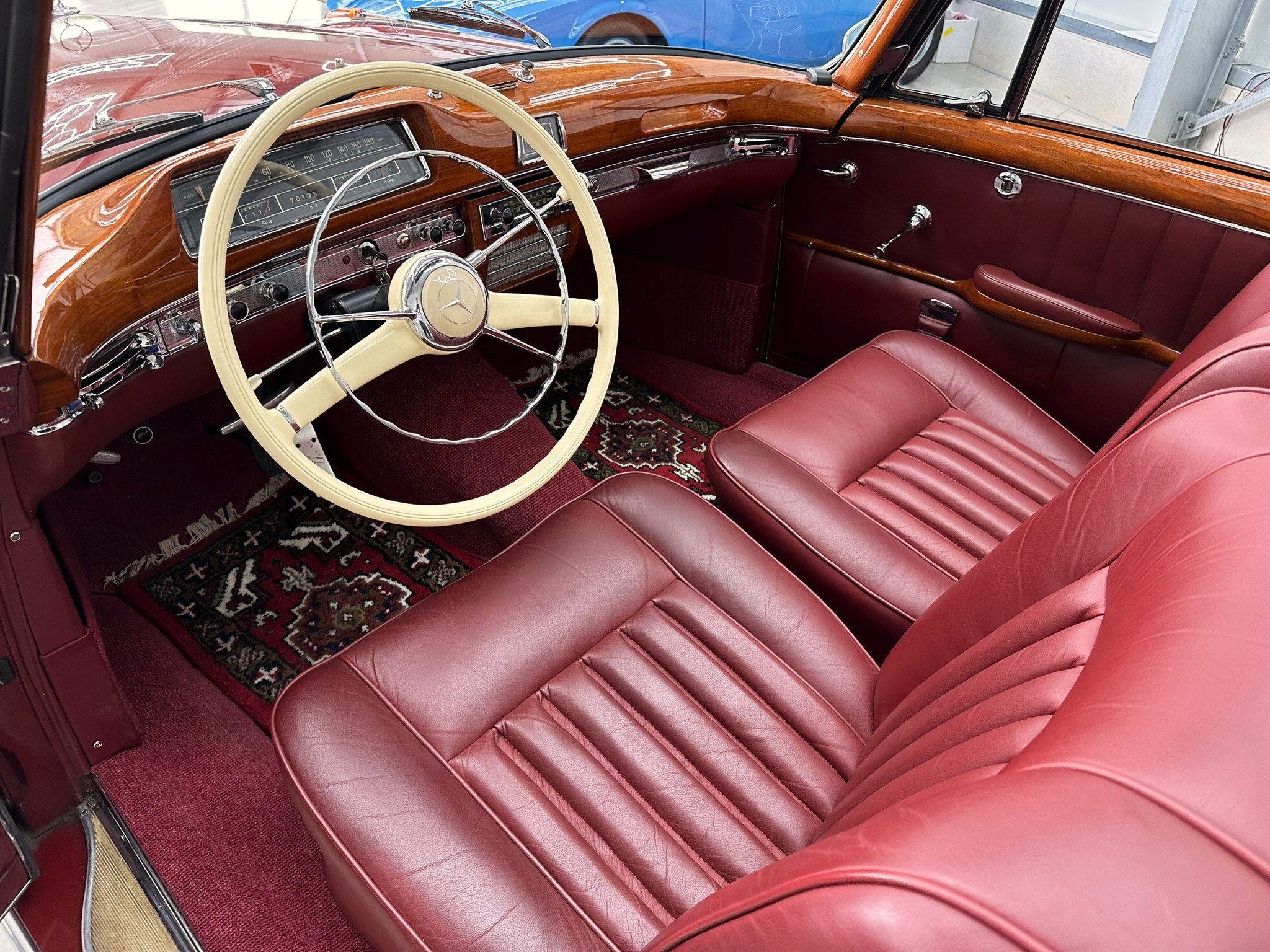 Mercedes-Benz 220 S Ponton Cabrio